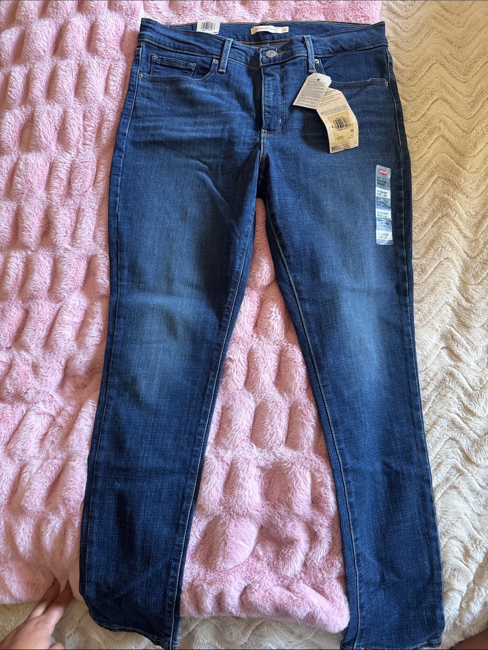Women’s Dark Blue Stretch - Levi’s 311 Shaping Skinny Jeans